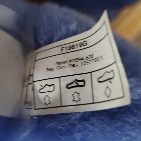 UGG Classic Short II Boot - Picture 5 of 12